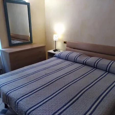 Isola Del Giglio Apartment
